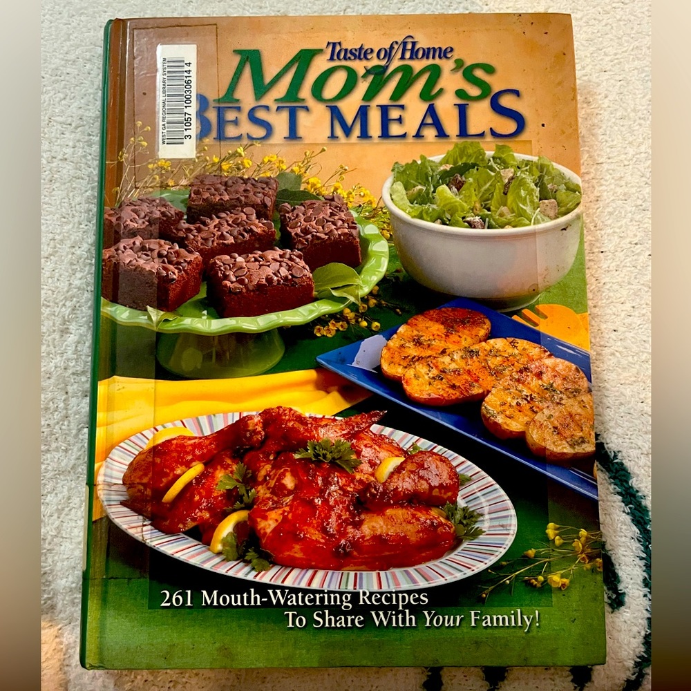 Taste of home moms best meals hardcover cookbook by Heidi Ed Lloyd used
